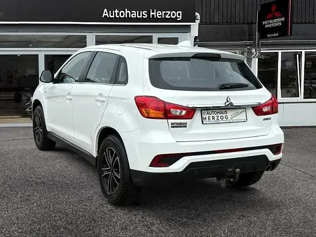 Gebraucht Mitsubishi ASX Active 117 PS (86 kW) 2019 Weiß SUV