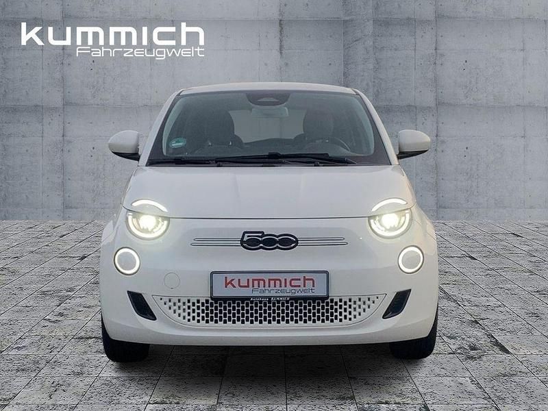 Gebraucht Fiat 500e Icon 2022 Weiß Kleinwagen