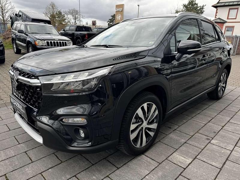 Gebraucht Suzuki SX4 Comfort+ 102 PS (75 kW) 2024 Schwarz Van / Kleinbus
