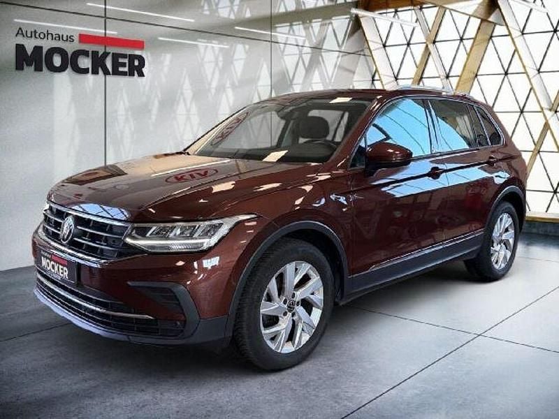 Gebraucht VW Tiguan United 150 PS (110 kW) 2021 Blau SUV