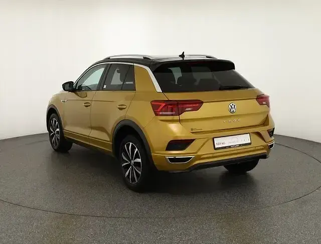 Używany VW T-Roc Style 150 KM (110 kW) 2019 Żółty SUV