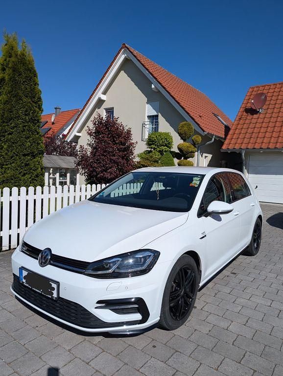 Gebraucht VW Golf VII R-line 150 PS (110 kW) 2018 Schwarz Limousine