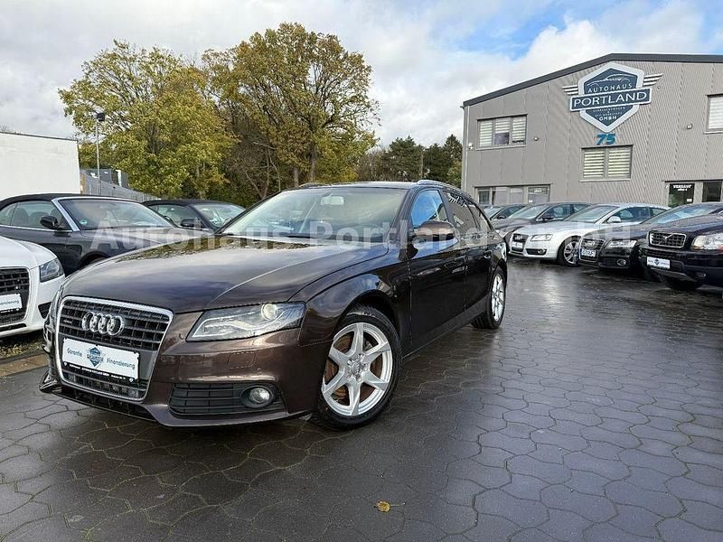 Braun Gebraucht 2011 Audi A4 Ambition Kombi | 11.999 € - Bild 1/4