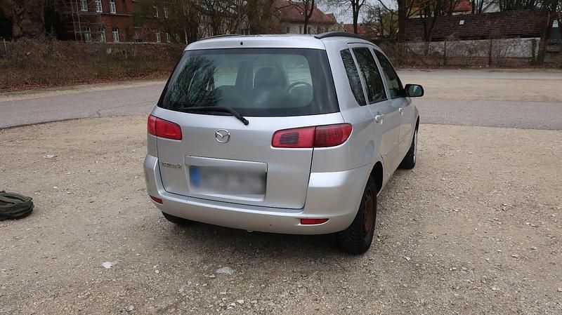 Gebraucht Mazda 2 80 PS (58 kW) 2004 Silber Kleinwagen