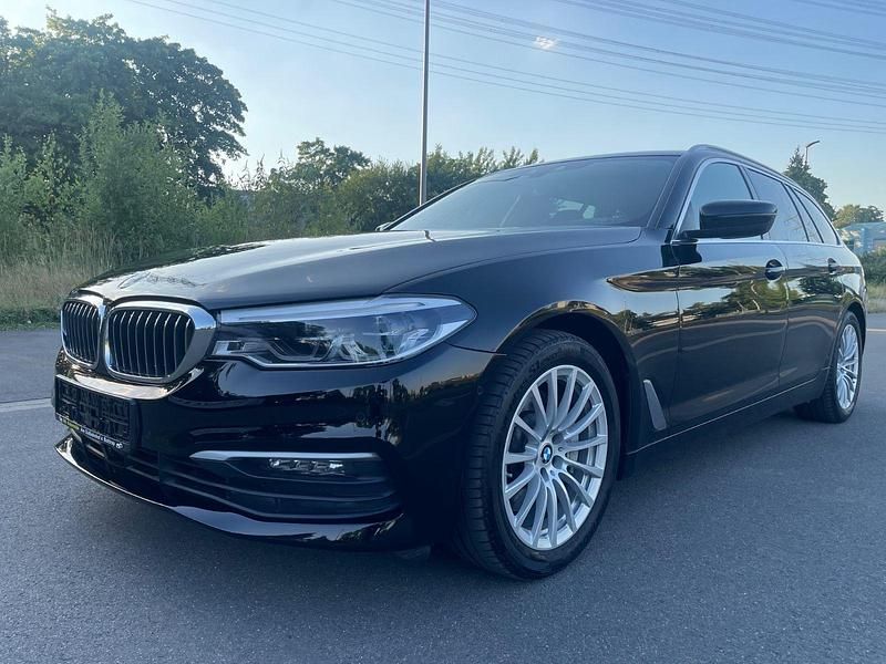 Gebraucht BMW 530 Sport Line 252 PS (185 kW) 2019 Schwarz Kombi