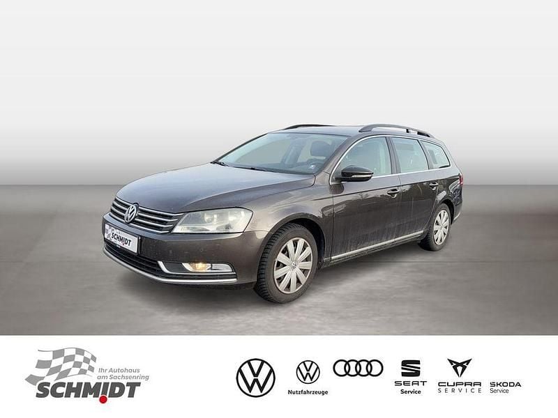 Gebraucht VW Passat Comfortline 105 PS (77 kW) 2012 Braun Kombi