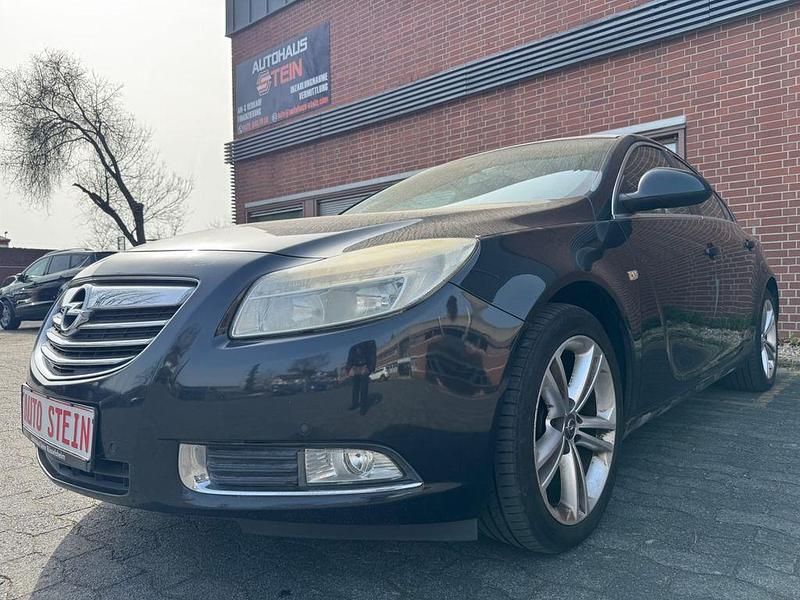 Gebraucht Opel Insignia Edition 110 PS (80 kW) 2012 Schwarz Limousine