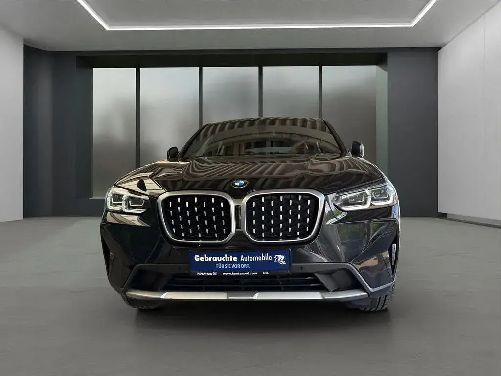 Gebraucht BMW X4 Performance 190 PS (139 kW) 2021 Schwarz SUV