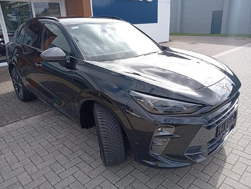 Second-hand Cupra Terramar 150 CP (110 kW) 2025 Negru SUV