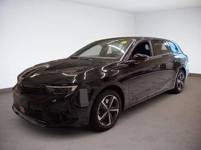 Gebraucht Opel Astra 131 PS (96 kW) 2024 Schwarz Kombi
