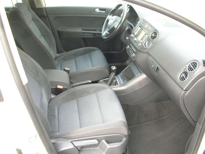 Gebraucht VW Golf VI Style 140 PS (102 kW) 2011 Candyweiß Kleinwagen