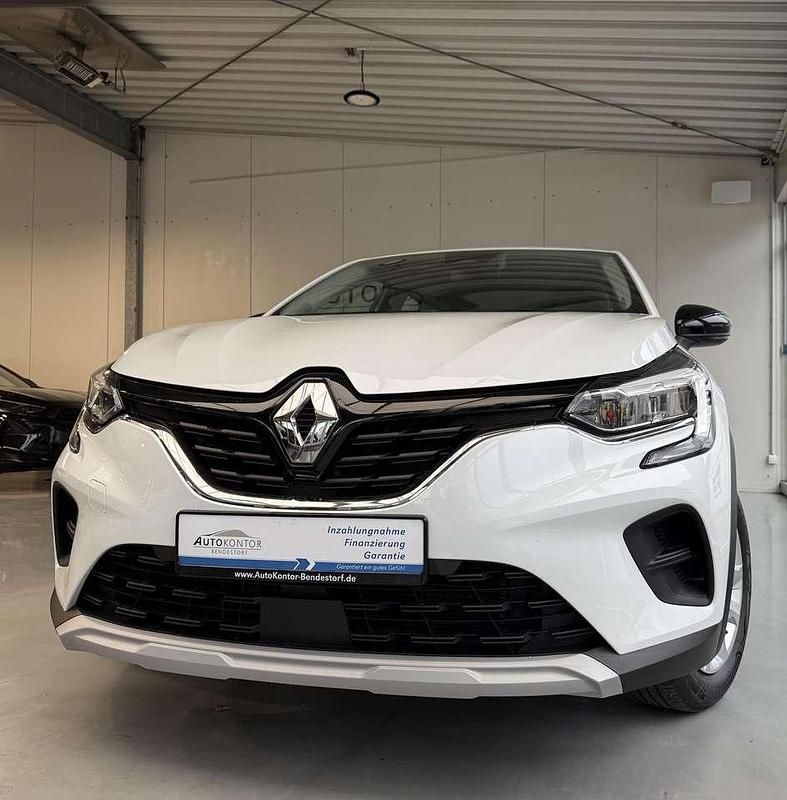 Weiss Gebraucht 2023 Renault Captur Equilibre SUV | 19.990 € (Guter Preis) - Bild 1/3
