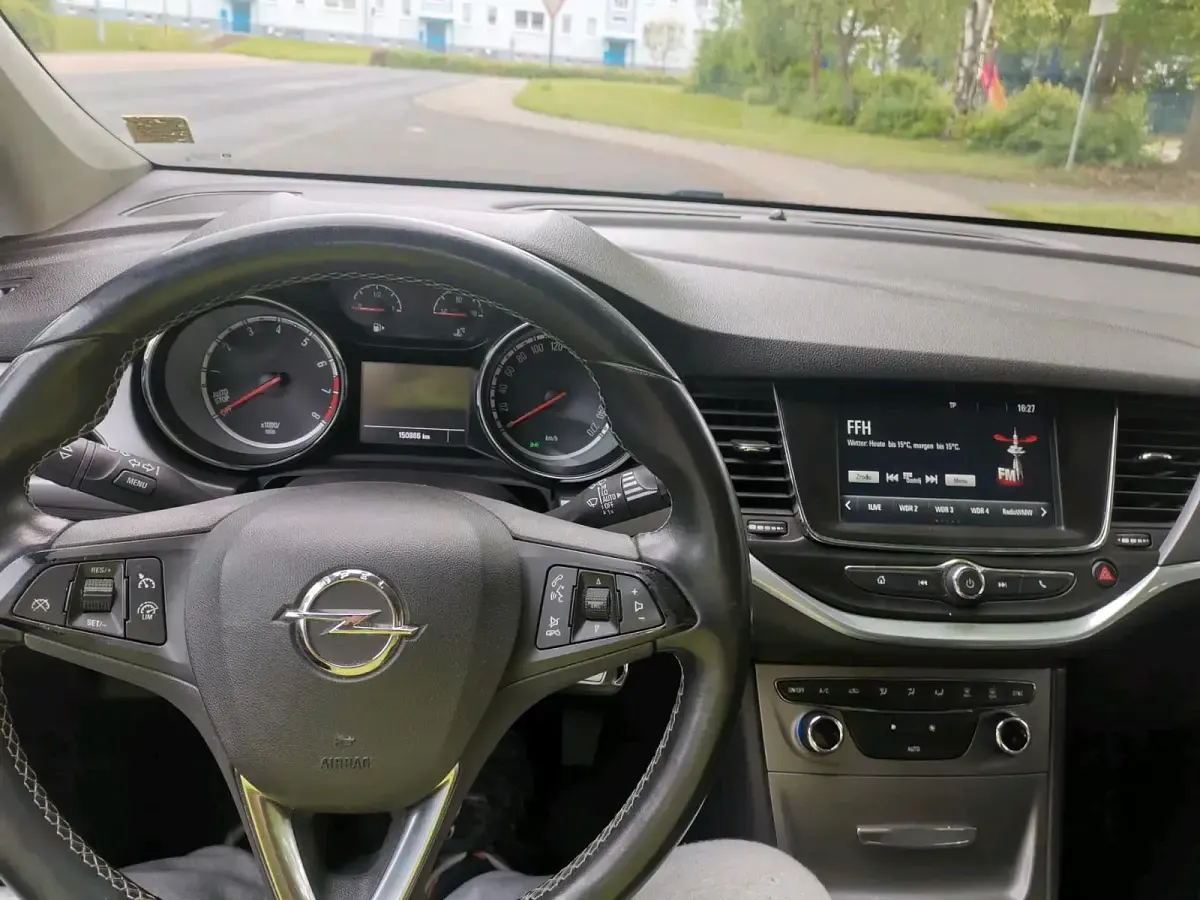 Gebraucht Opel Astra 125 PS (91 kW) 2016 Grau Coupé