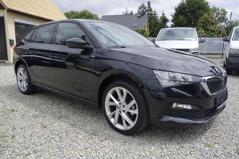 Schwarzmagic perleffekt Gebraucht 2023 Skoda Scala Style Kleinwagen | 19.990 € (Fairer Preis) - Bild 1/4