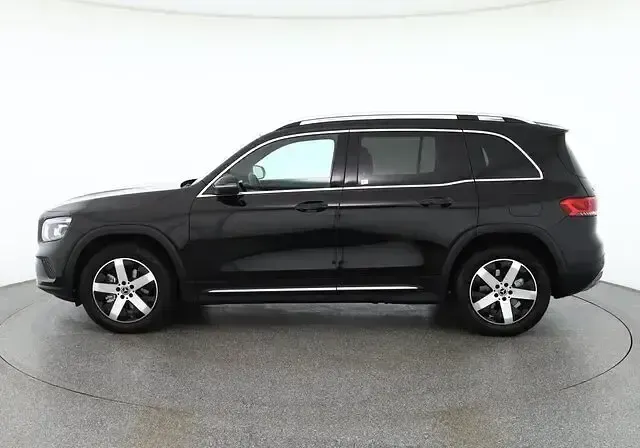 Gebraucht Mercedes GLB220 Progressive 190 PS (139 kW) 2023 Schwarz SUV