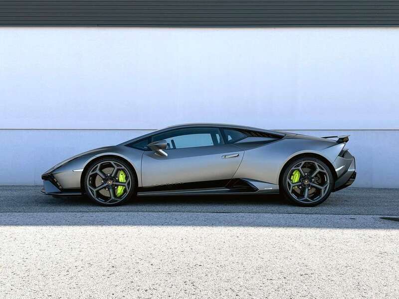 Grau Gebraucht 2024 Lamborghini Huracán Coupé | 339.990 € - Bild 1/4