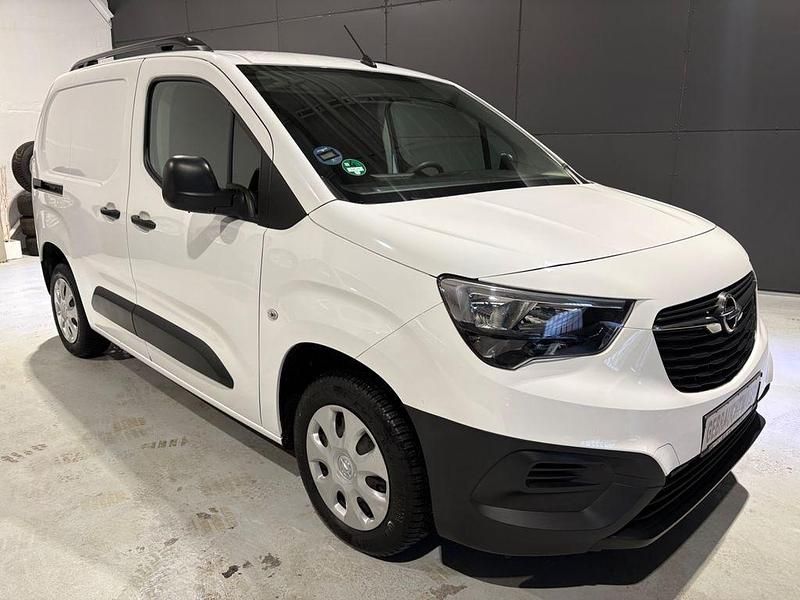 Gebraucht Opel Combo Selection 76 PS (55 kW) 2019 Weiß SUV