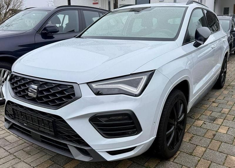 Nevada white Gebraucht 2023 Seat Ateca FR SUV | 27.500 € (Guter Preis) - Bild 1/4