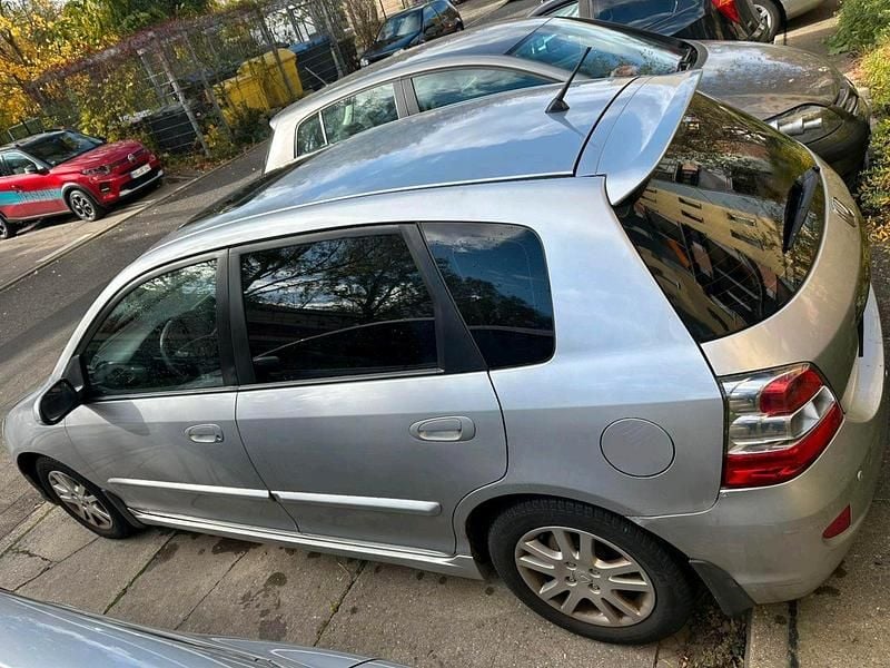 Gebraucht Honda Civic 110 PS (80 kW) 2005 Grau Kleinwagen