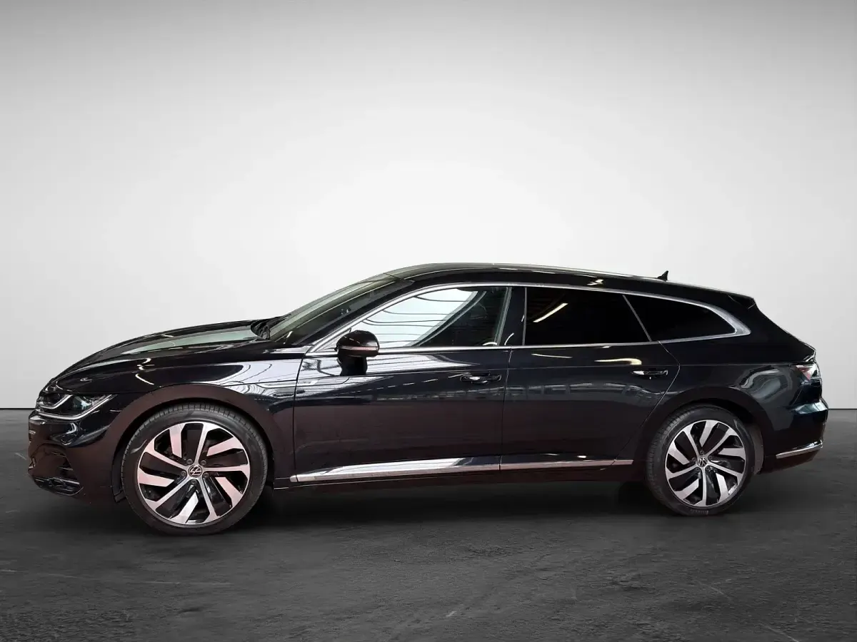 Gebraucht VW Arteon R-line 200 PS (147 kW) 2021 Deep black perleffekt (metallic) Kombi
