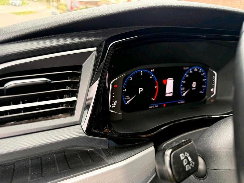 Usata VW Multivan Comfortline 200 CV (147 kW) 2020 Oro Monovolume