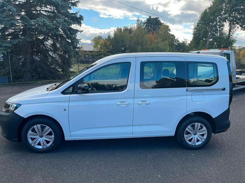 Neu VW Caddy Maxi 102 PS (75 kW) 2026 Weiß Van / Kleinbus