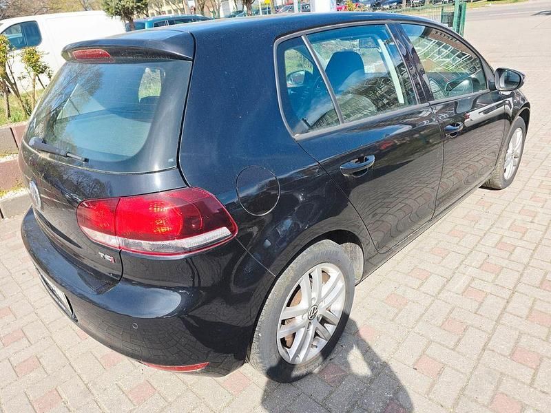 Gebraucht VW Golf VI Highline 122 PS (89 kW) 2010 Kleinwagen
