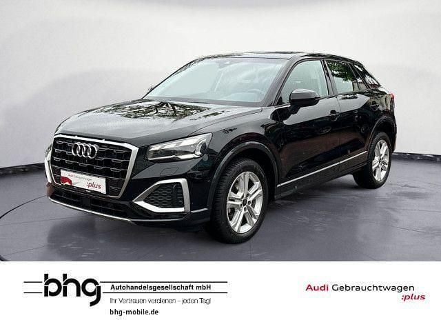 Brillantschwarz Gebraucht 2021 Audi Q2 Ambiente SUV | 23.460 € (Guter Preis) - Bild 1/4