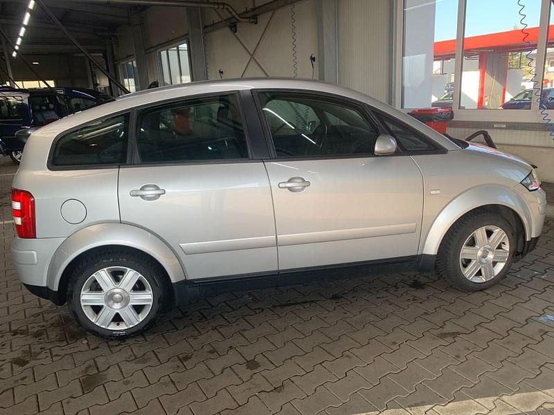 Gebraucht Audi A2 110 PS (80 kW) 2003 Silber Kleinwagen