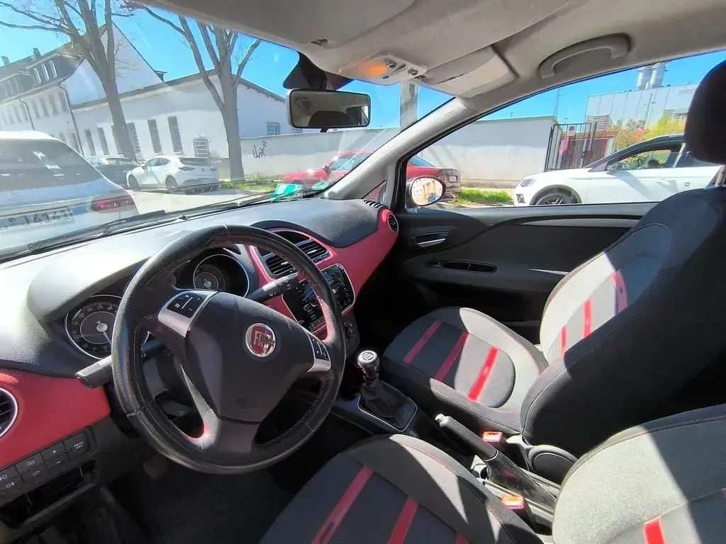 Gebraucht Fiat Punto Evo 105 PS (77 kW) 2011 Schwarz Kleinwagen