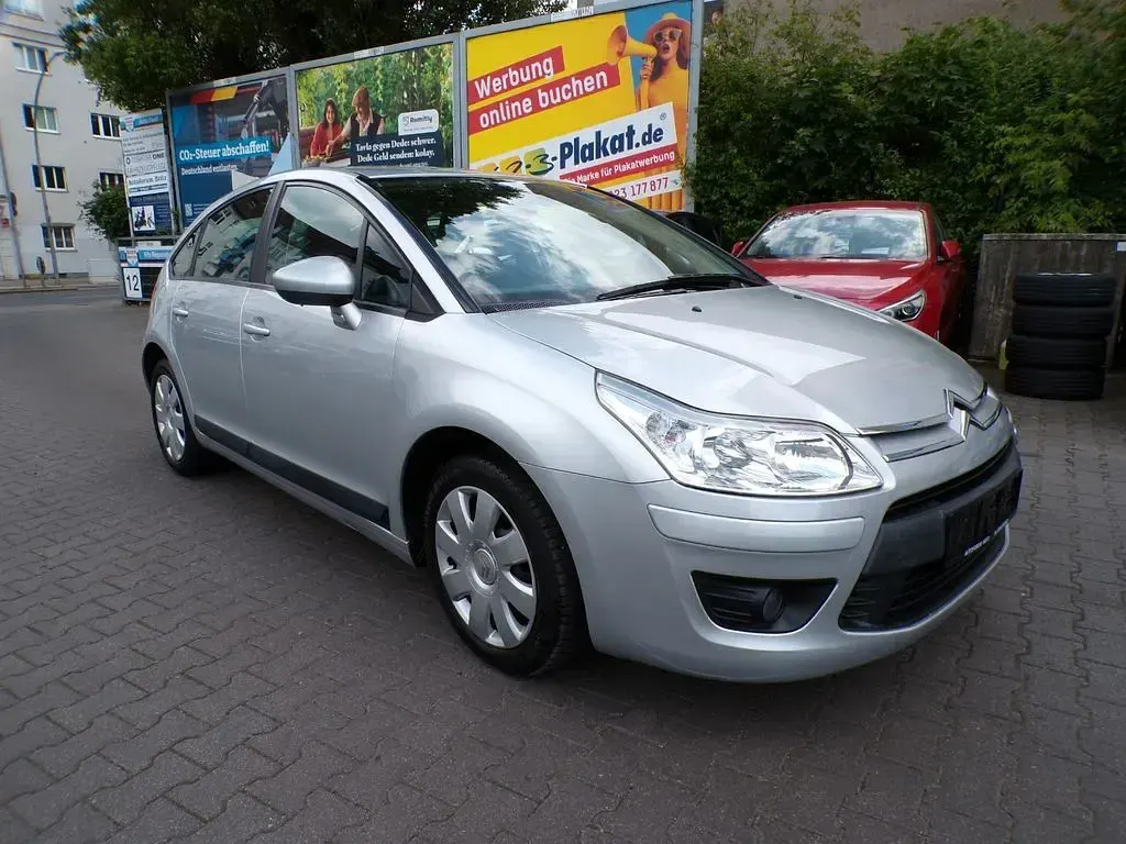 Gebraucht Citroën C4 88 PS (64 kW) 2009 Silber Limousine
