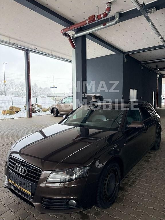 Gebraucht Audi A4 Ambition 120 PS (88 kW) 2011 Braun Kombi