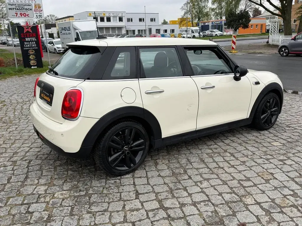 Gebraucht Mini ONE 102 PS (75 kW) 2015 Weiß Kleinwagen