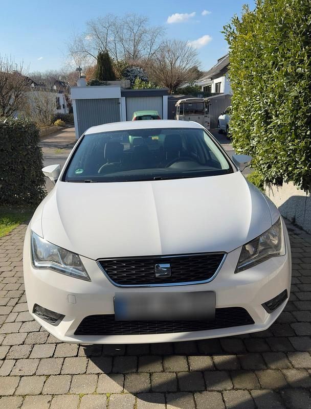 Second-hand Seat Leon 110 CP (80 kW) 2015 Alb Break