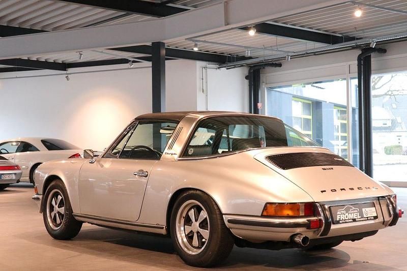 Gebraucht Porsche 911 140 PS (102 kW) 1972 Silber Coupé