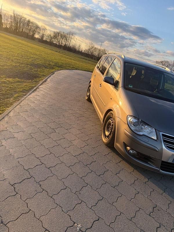 Gebraucht VW Touran Highline 170 PS (125 kW) 2008 Grau Van / Kleinbus