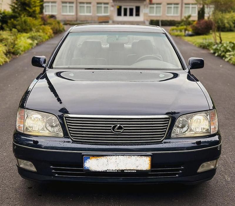 Blau Gebraucht 1998 Lexus LS400 Limousine | 8.000 € - Bild 1/4