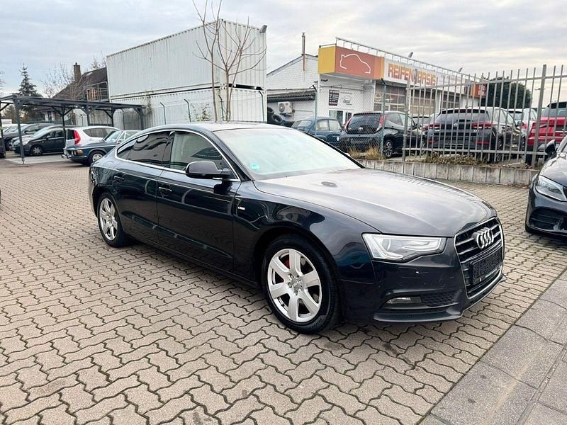Schwarz Gebraucht 2012 Audi A5 Sportback S-Line Kleinwagen | 4.899 € - Bild 1/4