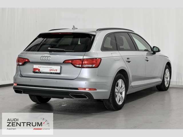 Gebraucht Audi A4 Basis 150 PS (110 kW) 2019 Silber Kombi