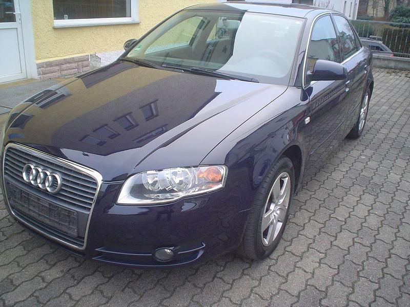 Blau Gebraucht 2006 Audi A4 Limousine | 3.500 € (Fairer Preis) - Bild 1/4