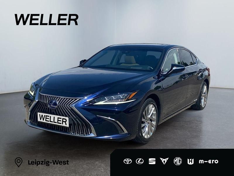 Blau Gebraucht 2020 Lexus ES300H Luxury Line Limousine | 36.990 € (Fairer Preis) - Bild 1/4