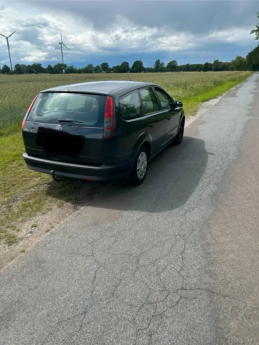 Gebraucht Ford Focus Ghia 125 PS (91 kW) 2006 Schwarz Kombi