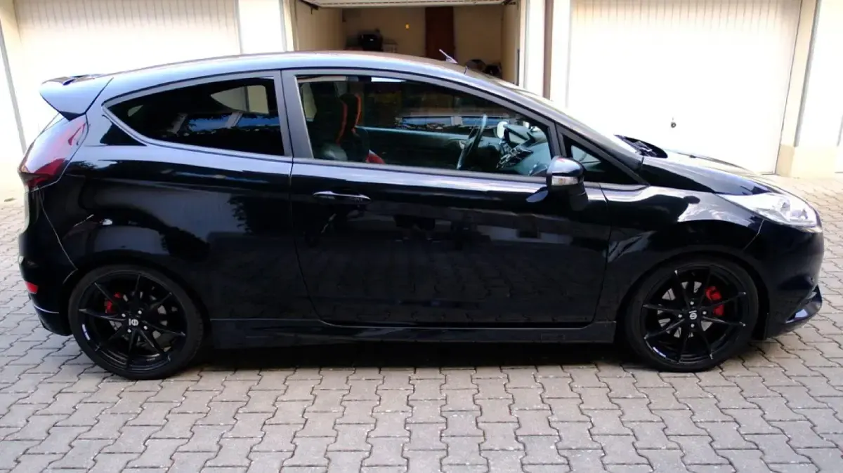 Gebraucht Ford Fiesta ST 182 PS (133 kW) 2015 Schwarz Kleinwagen