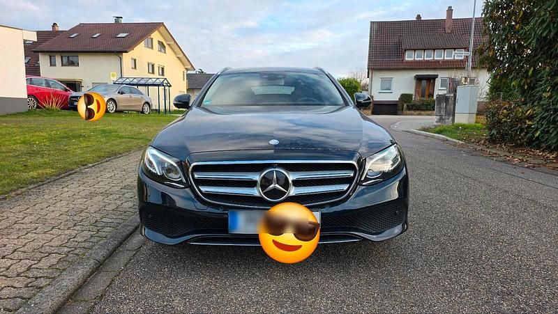 Gebraucht Mercedes E220 194 PS (142 kW) 2016 Grün Kombi