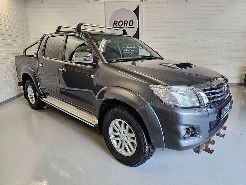 Gebraucht Toyota HiLux Executive 171 PS (125 kW) 2015 Grau Pickup