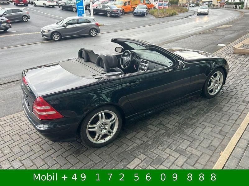Gebraucht Mercedes SLK230 AMG 197 PS (144 kW) 2002 Obsidianschwarz  metalliclack Cabrio