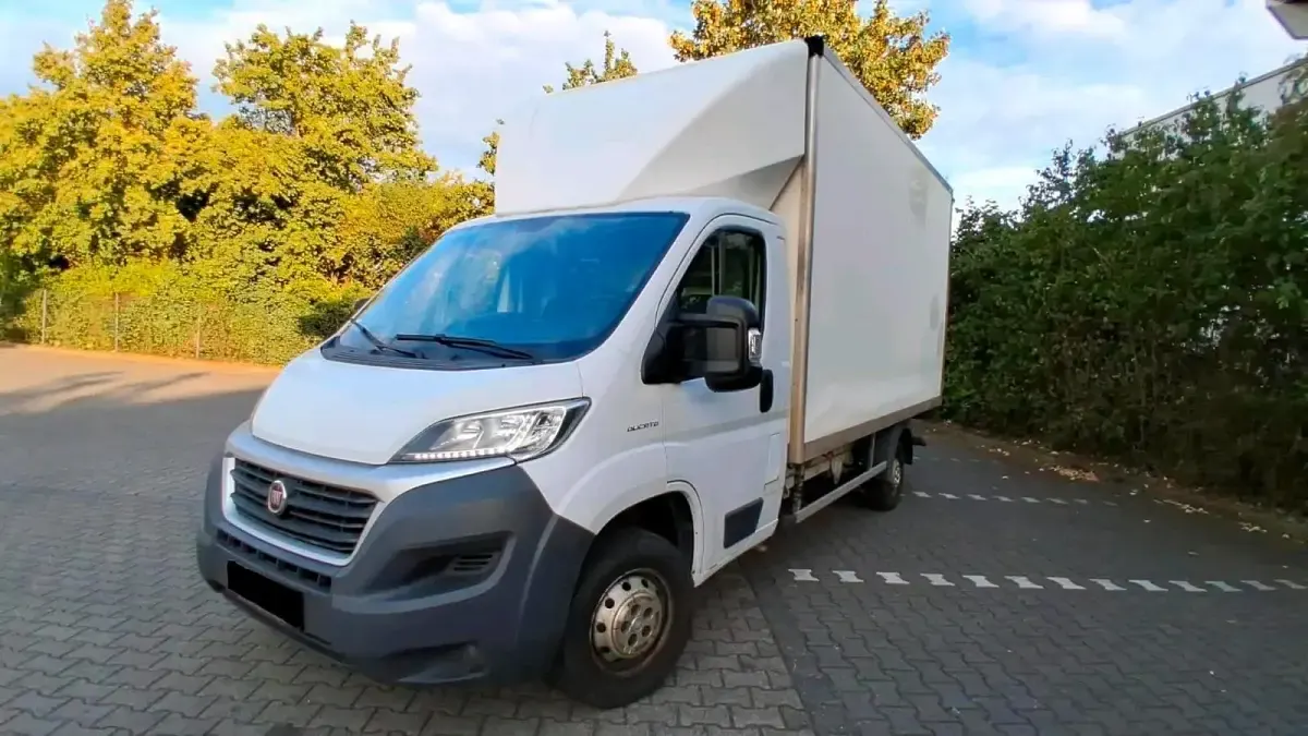 Gebraucht Fiat Ducato 130 PS (95 kW) 2017 Weiß Van