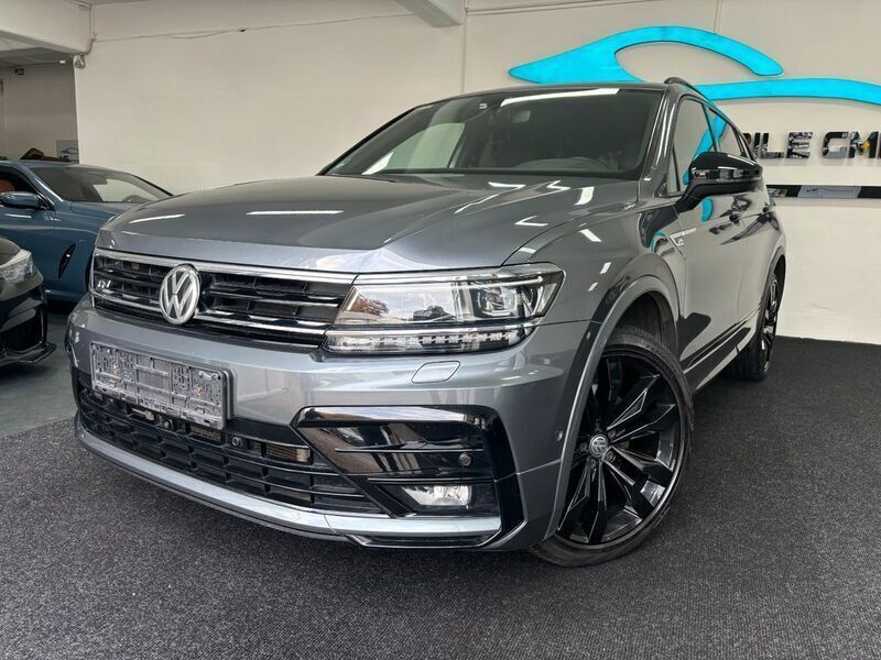 Grau Gebraucht 2020 VW Tiguan Allspace Style SUV | 34.900 € (Etwas zu teuer) - Bild 1/4