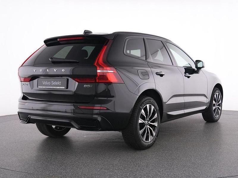 Gebraucht Volvo XC60 Plus 250 PS (183 kW) 2024 Schwarz onyx black / metallic SUV