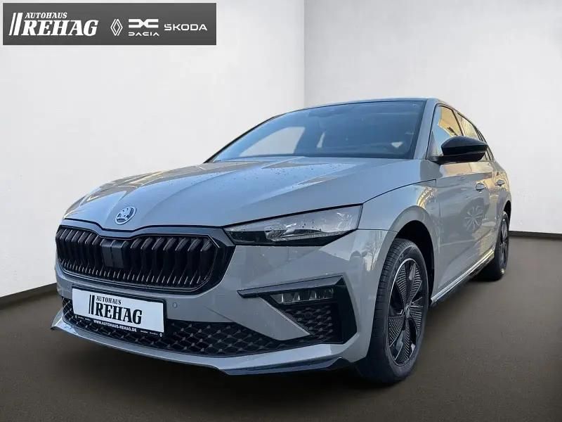 Grau Gebraucht 2024 Skoda Scala Monte Carlo Kleinwagen | 26.495 € (Etwas zu teuer) - Bild 1/4